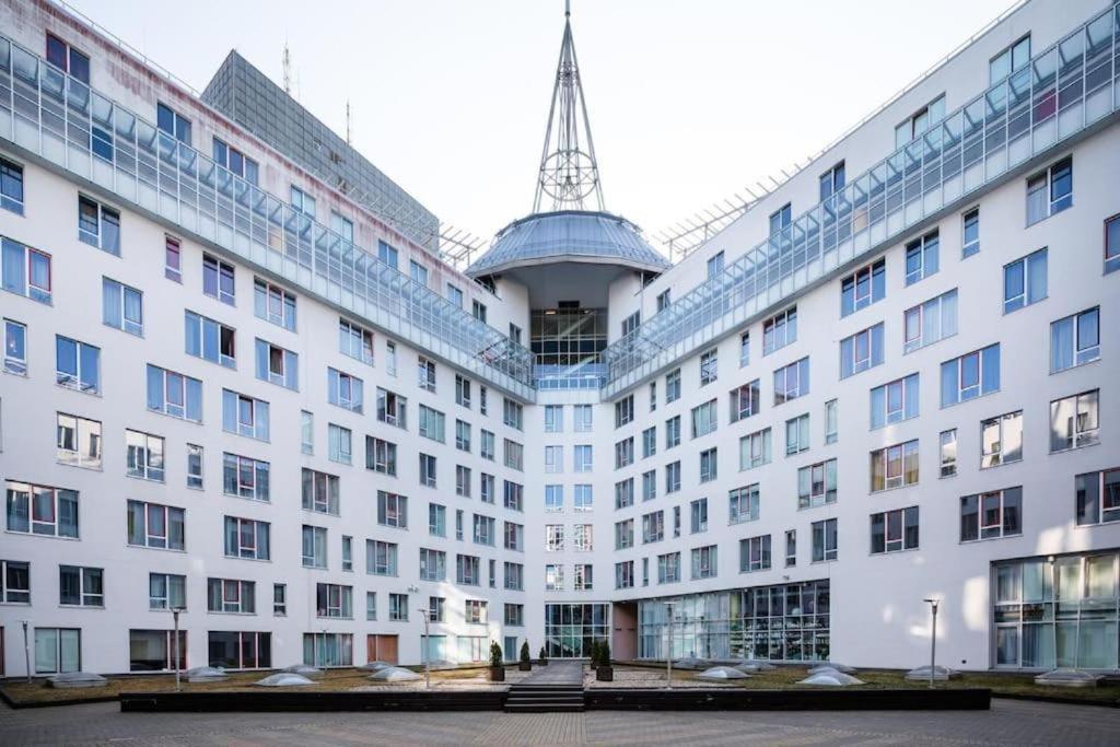 Central House Riverside Studio Riga Esterno foto