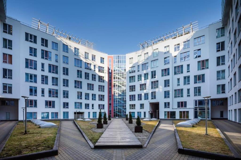 Central House Riverside Studio Riga Esterno foto